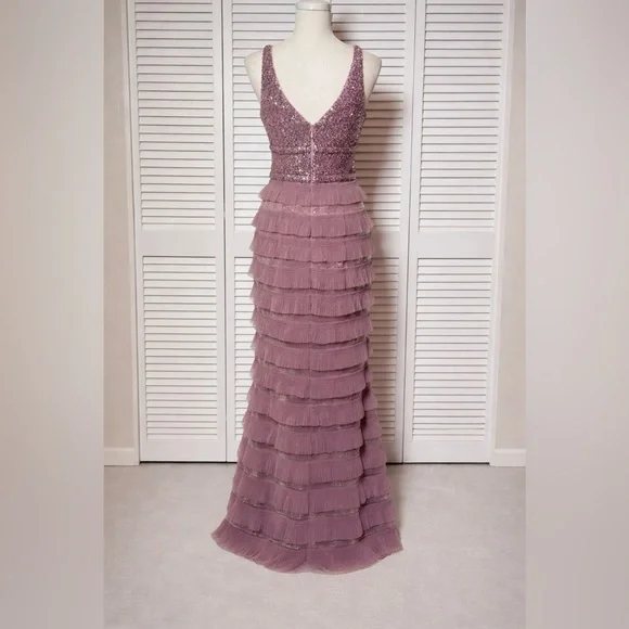 New Dress The Population Shelley Sequin Ruffle Tiered Mermaid Gown Small